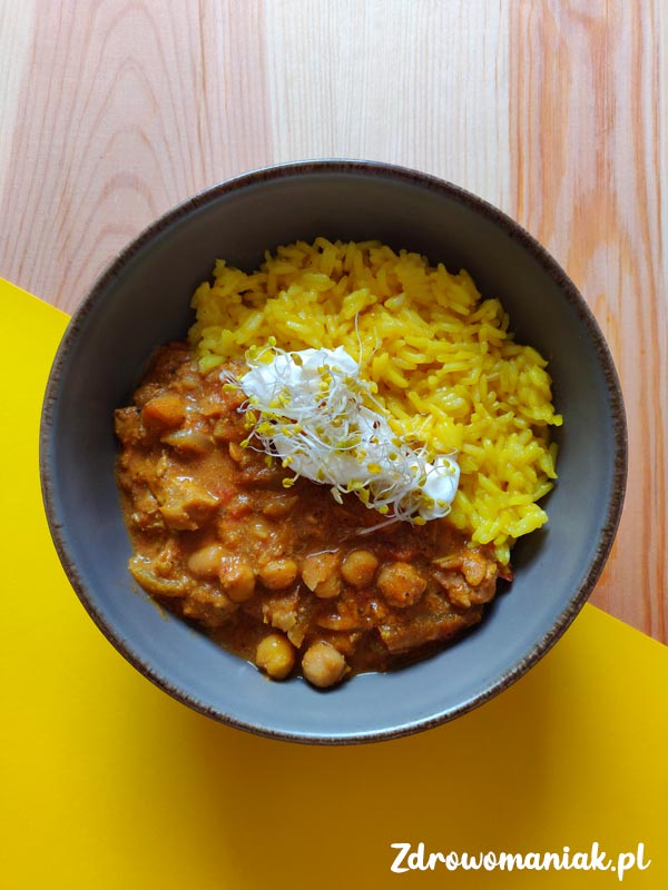 Curry z ciecierzycy – przepis na jednogarnkową potrawę